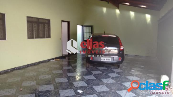 CASA A VENDA BELA VISTA - 3 DORM. (1 SUITE) R$ 400.000,00