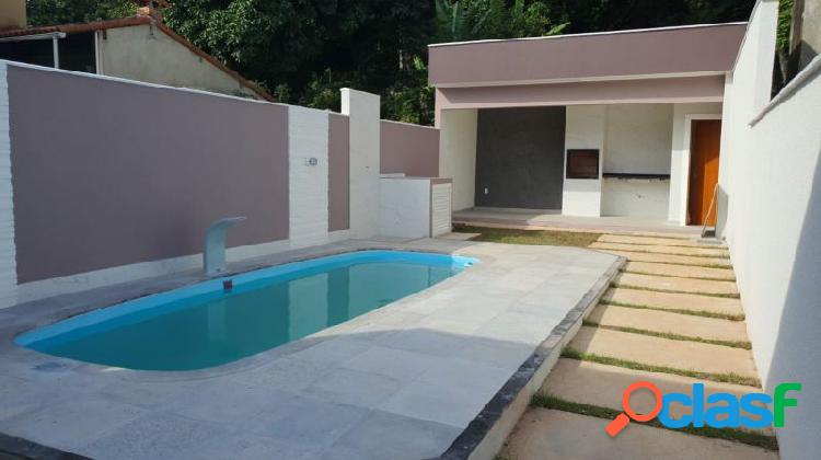 Casa a venda em Itaipuaçu com piscina de primeira locação