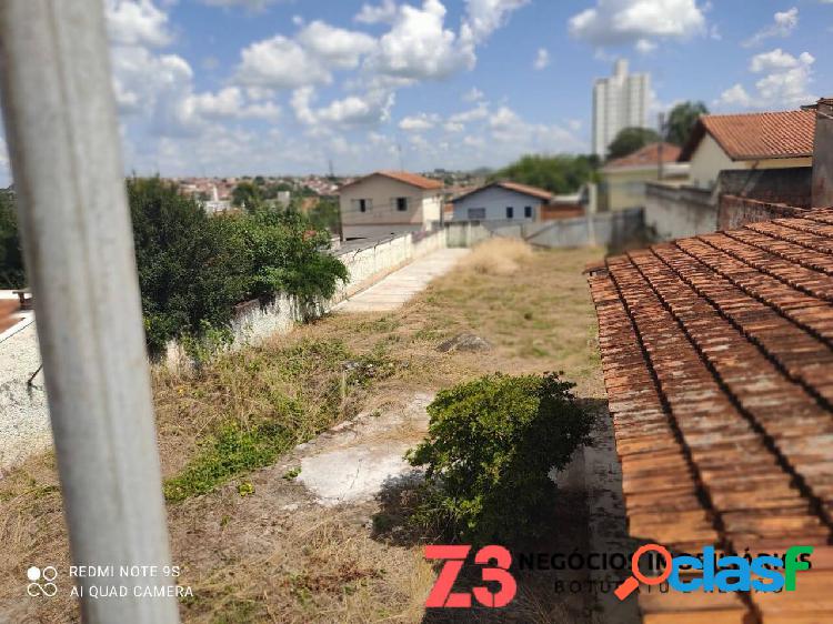 Terreno de 520 Metros à Venda no Centro - Botucatu - Sp