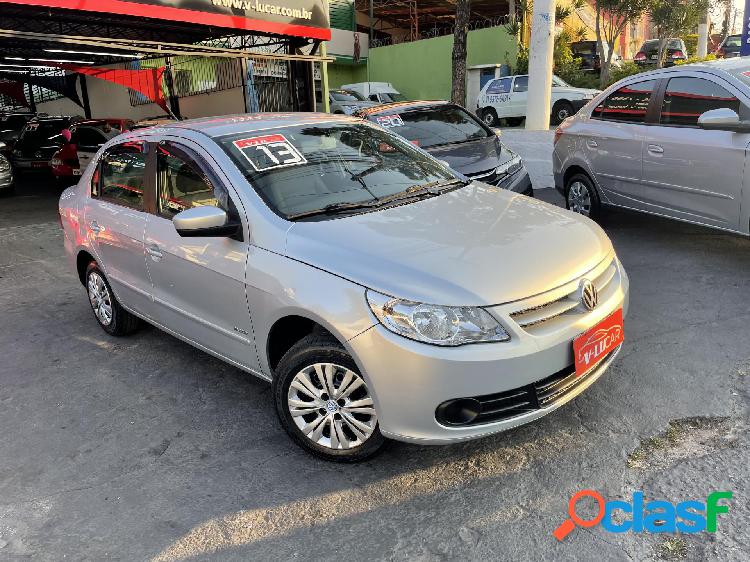 VOLKSWAGEN VOYAGE TREND 1.6 MI TOTAL FLEX 8V 4P PRATA 2013