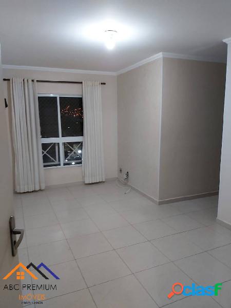 Apartamento - Vila Lutécia!! Excelente localização.