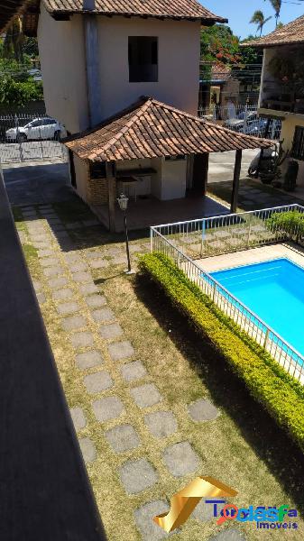 Excelente CASA DUPLEX em CONDOMINIO com piscina!!