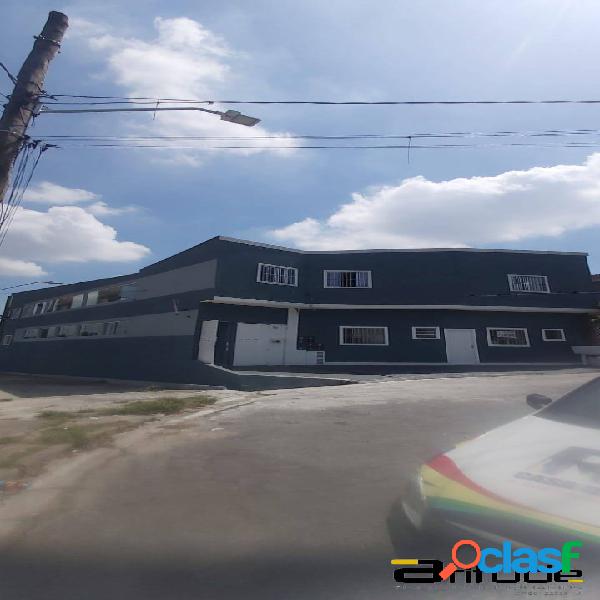 CASA 3 CÔMODOS - LOCAÇÃO