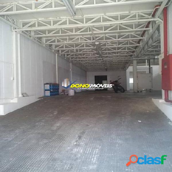 Galpão com 1.000 m², Bairro Santa Paula- SCS