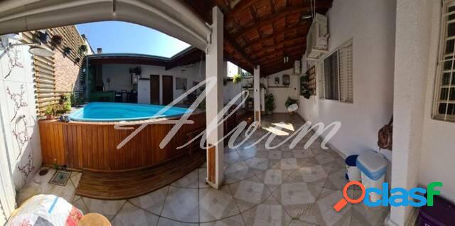 Ótima casa - Venda - Vista Verde