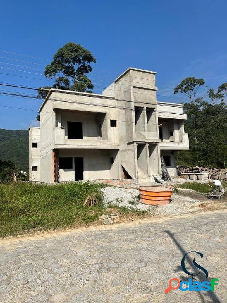 APARTAMENTO EM CONSTRUÇÃO NO BAIRRO RESSACADA