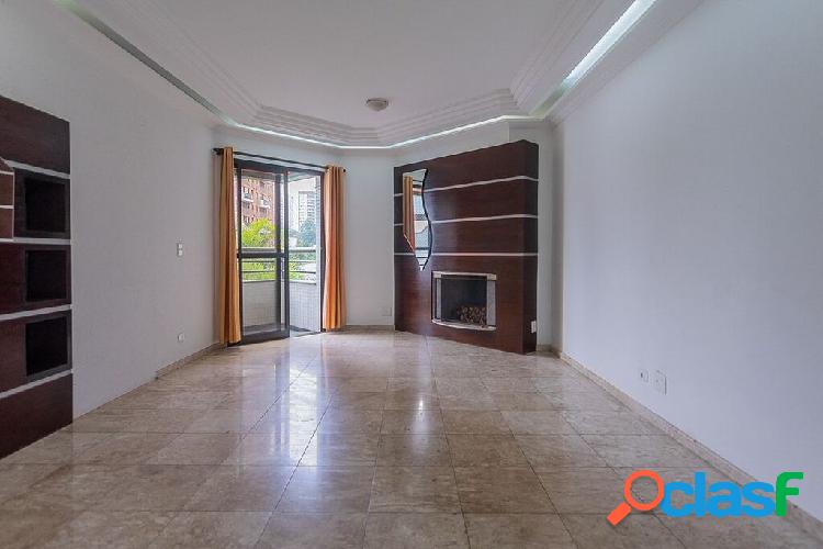 Apartamento com 3 quartos, 114m², à venda