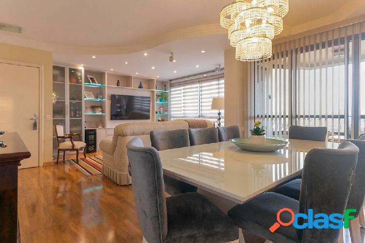 Apartamento com 3 quartos, 149m², à venda