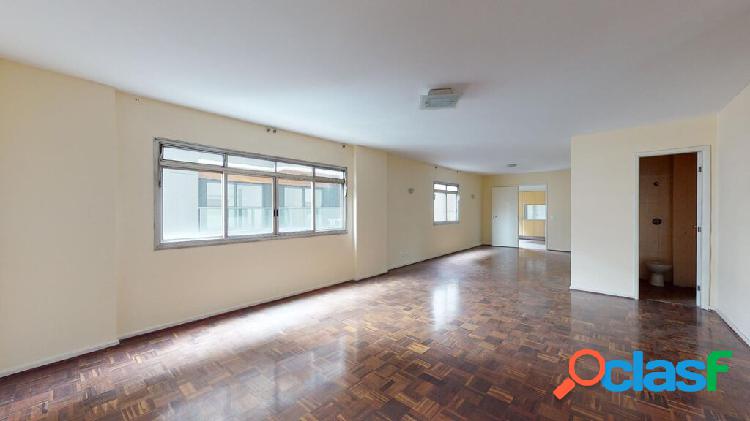 Apartamento com 3 quartos, 187m², à venda