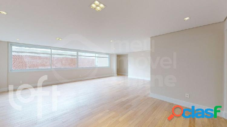 Apartamento com 3 quartos, 201m², à venda