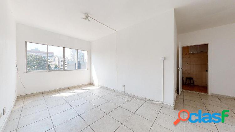 Apartamento com 3 quartos, 85m², à venda