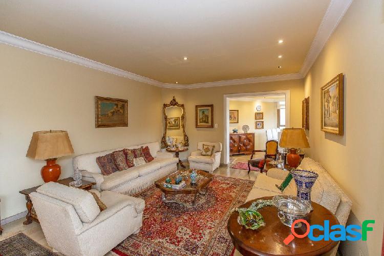 Apartamento com 4 quartos, 201m², à venda