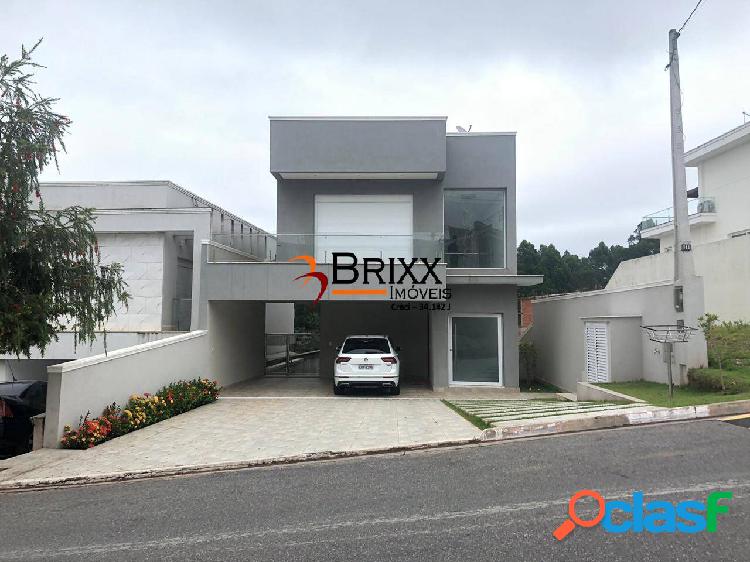CASA - EM CONDOMÍNIO - REAL PARK - TRÊS QUARTOS - Á VENDA