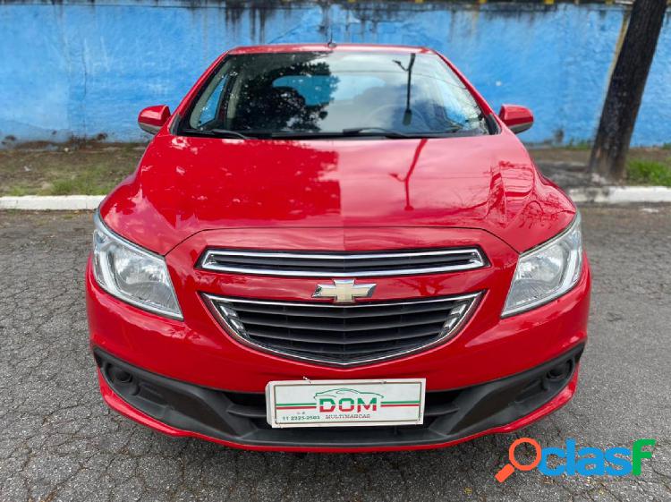 CHEVROLET ONIX HATCH LT 1.0 8V FLEXPOWER 5P MEC. VERMELHO