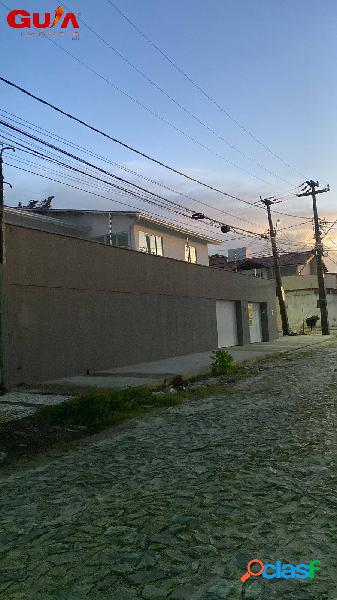 Casa Dúplex ideal para empresa ao Lado do Farias Brito