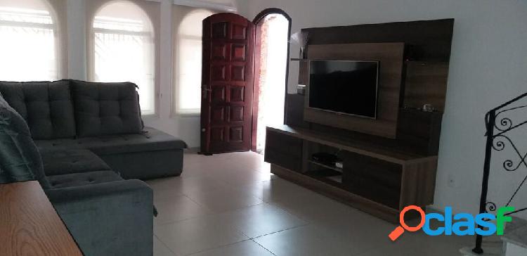 Casa com 3 quartos, 149m², à venda