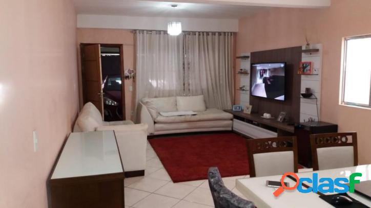 Casa com 4 dormitórios à venda, 190 m² por R$ 370.000,00
