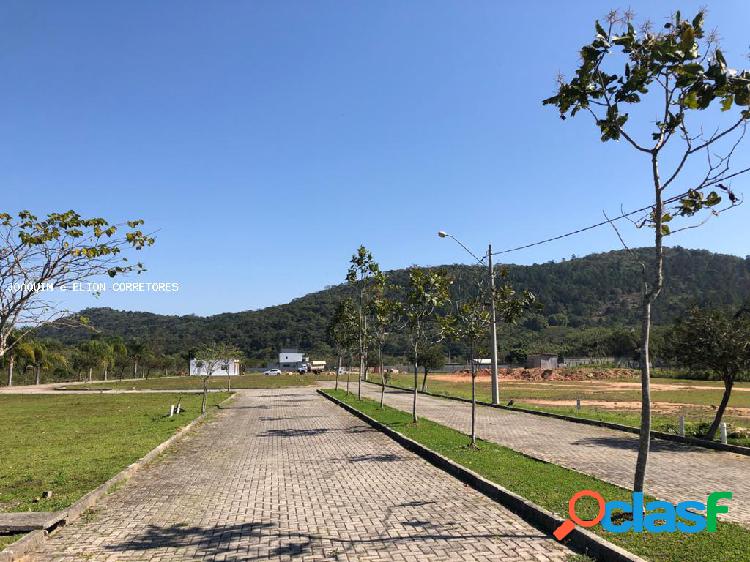 Terreno em Condomínio para Venda em Florianópolis / SC no