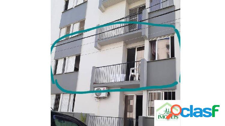 Apartamento com 2 dormitórios à venda, 62 m² por R$