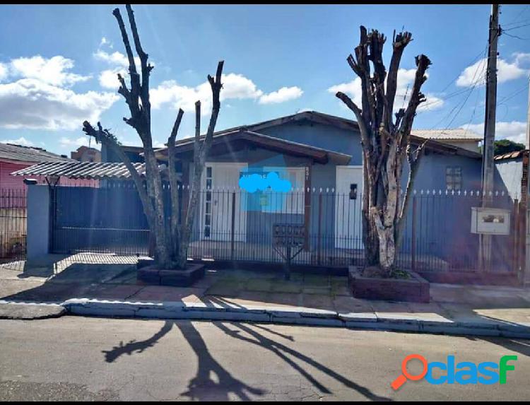 CASA EM OTIMA LOCALIZAÇÃO