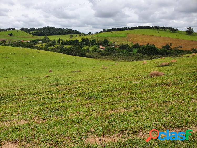 Linda Fazenda em Pouso Alegre