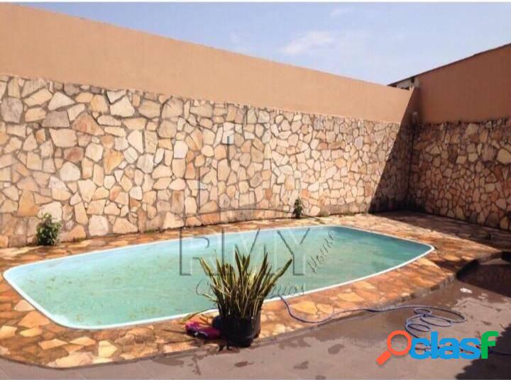 Casa grande Santa Rosa, piscina, 2 suítes,