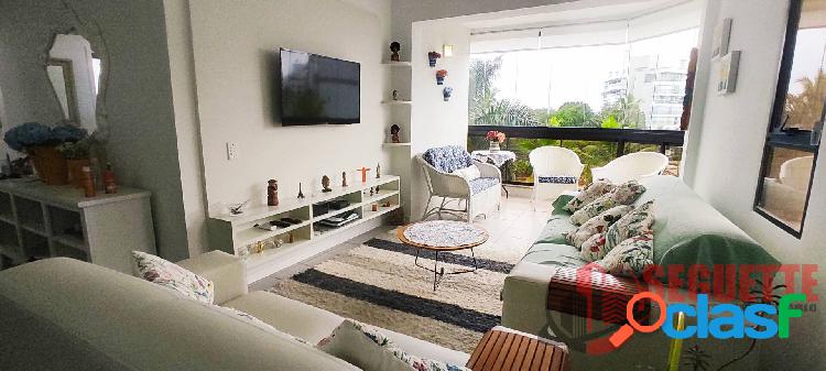 Apartamento a poucos metros da areia no módulo 03 da