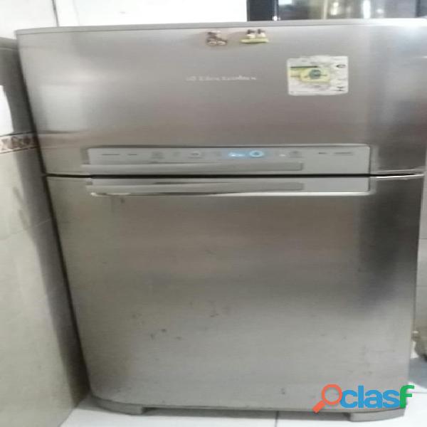 1 Geladeira Frost Free Electrolux DFX49 Oportunidade,