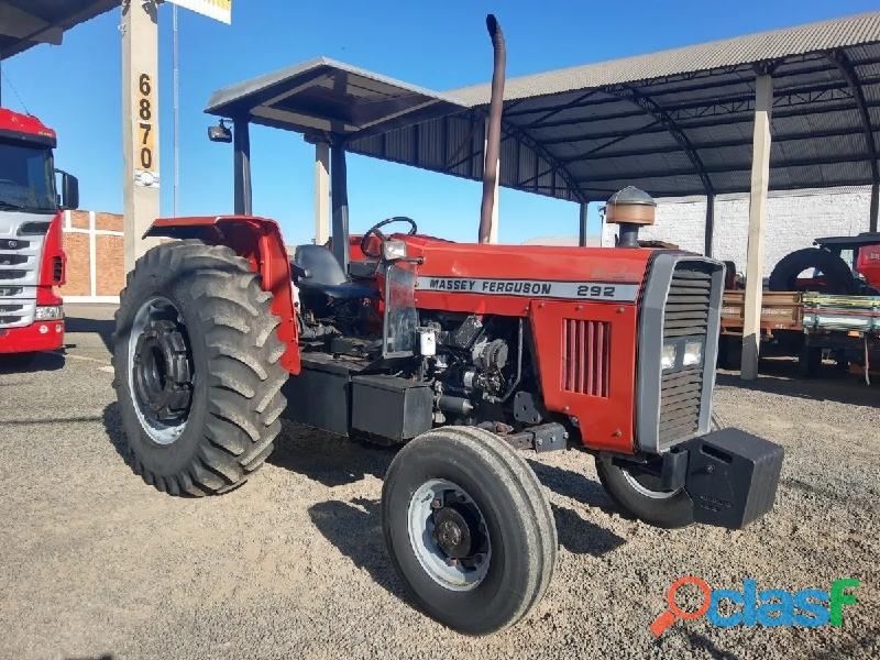 Trator Massey Ferguson 292