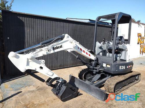 Mini Escavadeira Bobcat E26