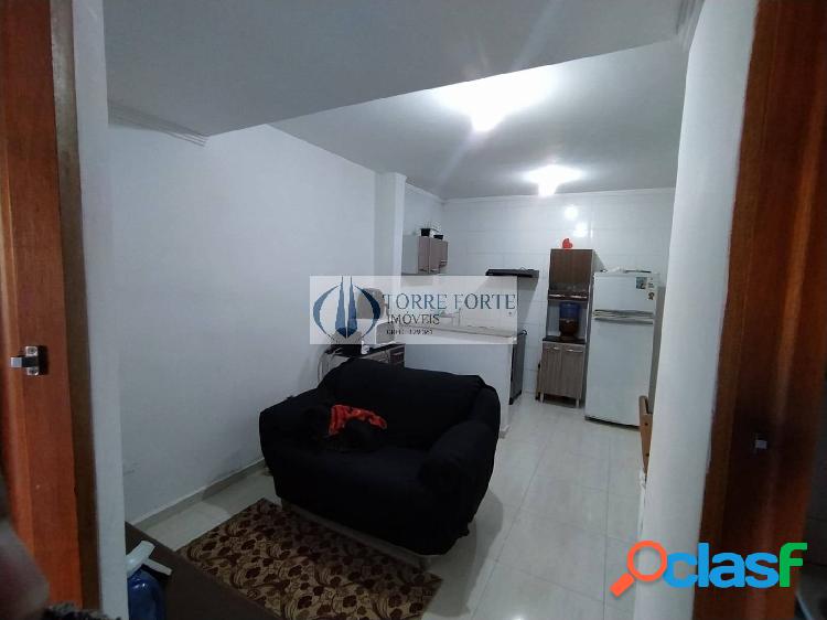 Apartamento 2 dormitórios, 1 vaga sem condomínio em Sto.