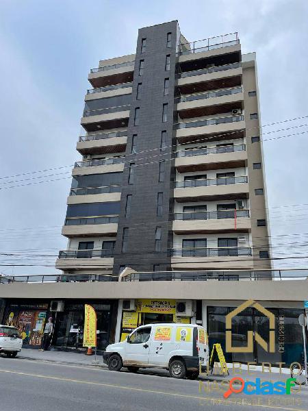 Apartamento 50 metros da praia, Centro de Balneário