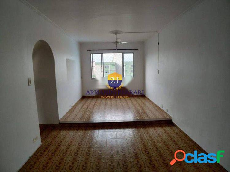 Apartamento amplo na Aparecida Santos