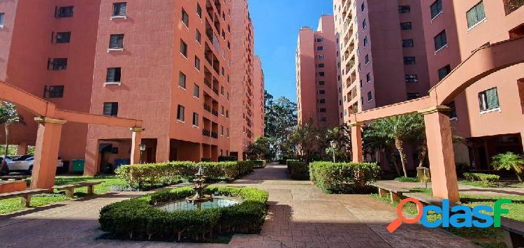 Apartamento com 03 dormitórios para locação por R$ 2.200