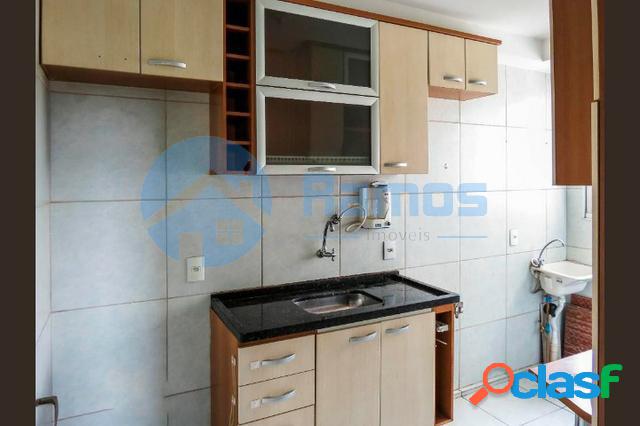 Apartamento com 2 dormitórios, Varanda pronto para morar