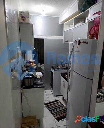 Apartamento com 2 dormitórios e varanda JD.Isis Cotia