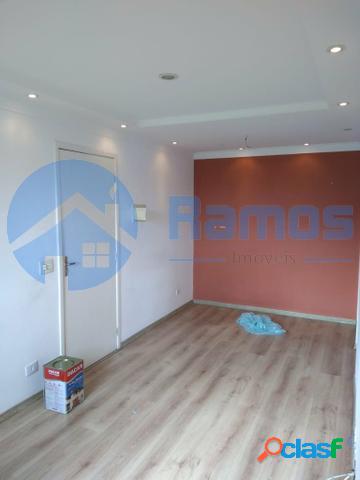 Apartamento com 2 dormitórios, próximo ao centro de Cotia