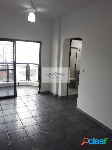 Apartamento de 2 dormitórios, 1 suíte á venda na