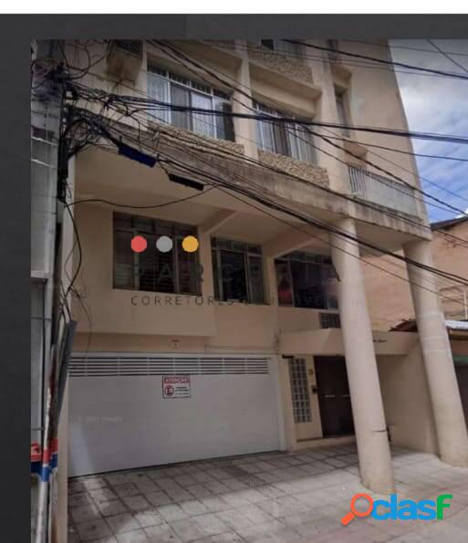 Apartamento à venda com 3 dormitórios no centro de