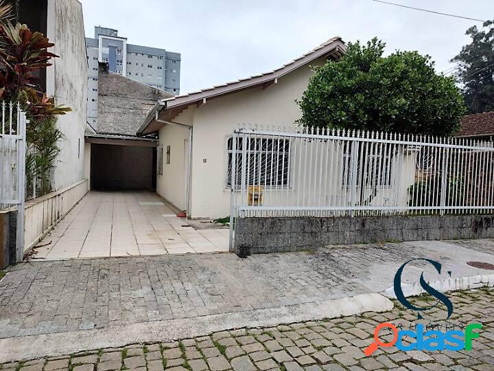 CASA COM 3 DORMITÓRIOS NA FAZENDA PRÓXIMO À UNIVALI