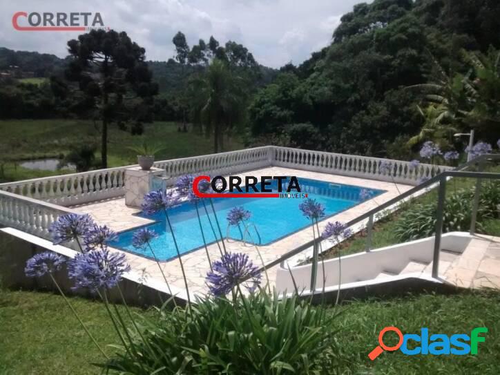 CHÁCARA COM ÓTIMA LOCALIZAÇÃO EM IBIÚNA - SP!