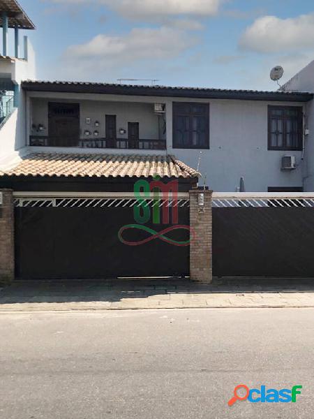 Casa Duplex com 4 quartos