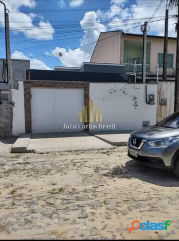 Casa Plana no Eusébio - Ótimo Padrão Construtivo.