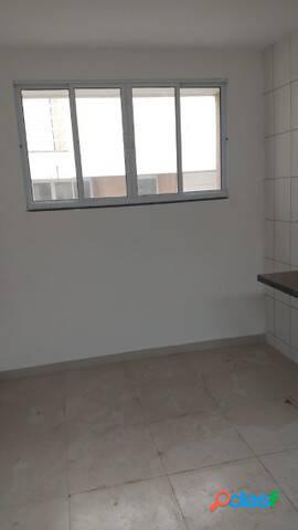 Casa com 2 dormitórios sendo 1 suíte, Cond. Vila Real -