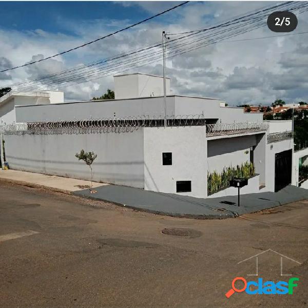 Casa com 3 quartos, 104m², à venda em Patos de Minas,