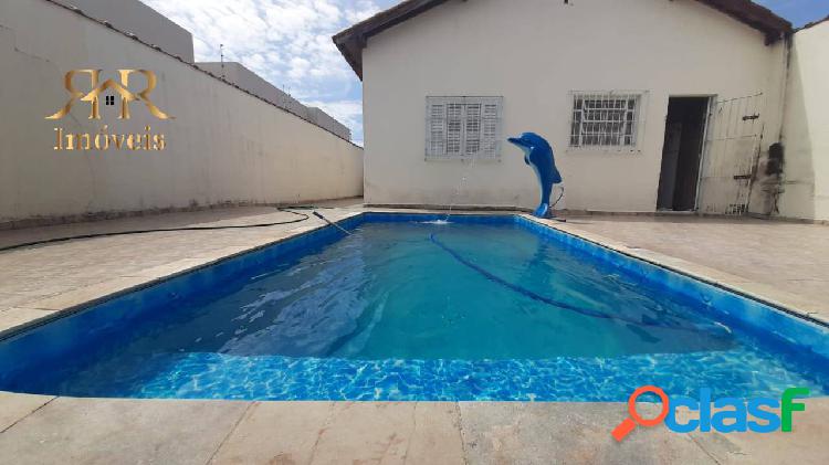 Casa com piscina em Itanhaém lado praia