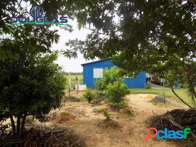 Casa com terreno plano - TROCA