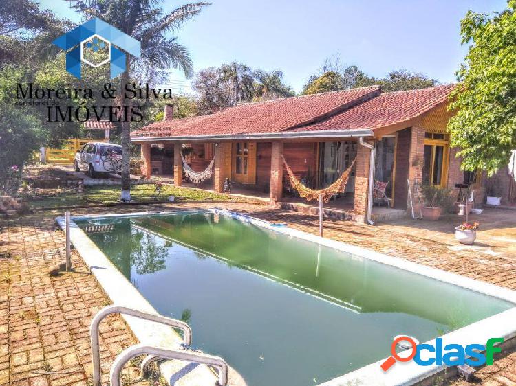 Casa condomínio fechado, próximo ao Pedagio!