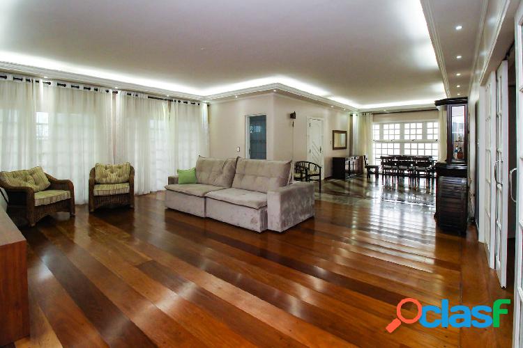 Casa de Condomínio com 4 Quartos à venda, 250m² - São