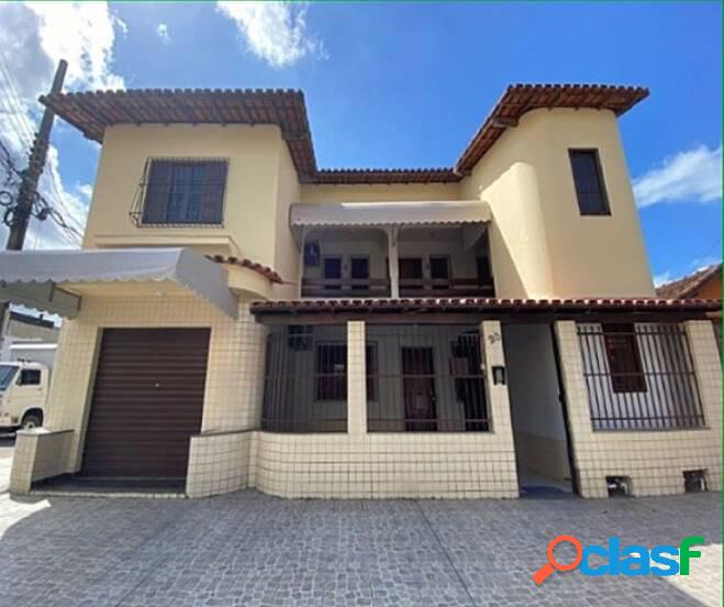 Casa em Santos Dumonte - Vila Velha - ES